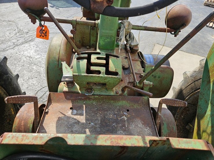 1952-john-deere-model-a-image-33