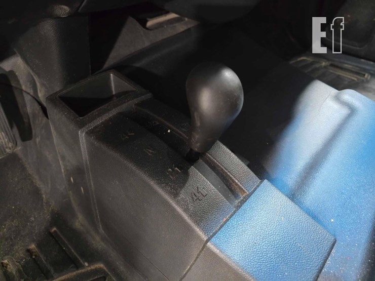 2015-chevrolet-silverado-1500-image-15