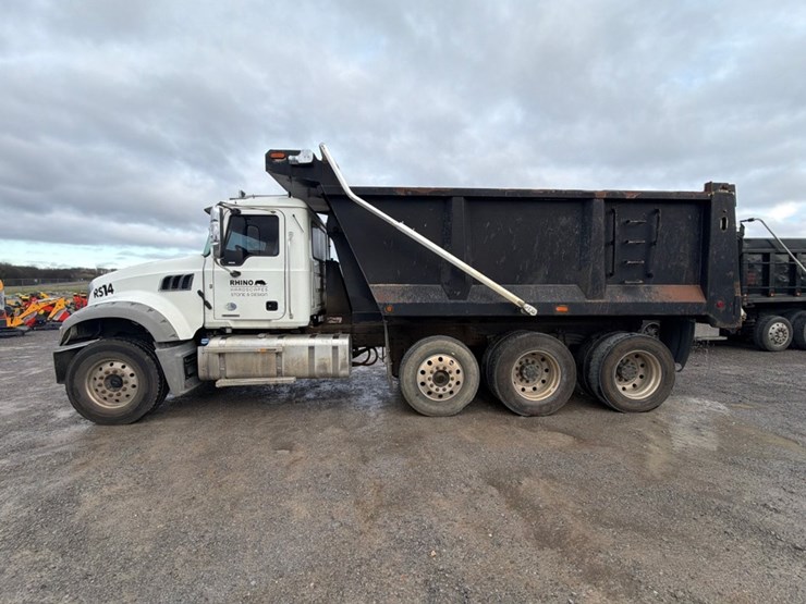#31710-•-2019-mack-gr64f-m359-tri-axle-dump-truck-image-22