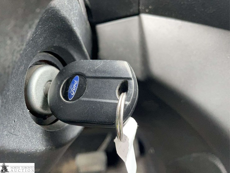 2015-ford-escape-image-14