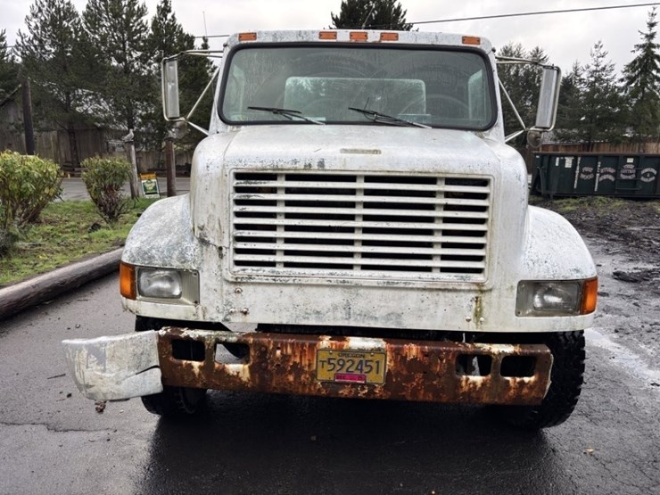 1991-international-4700-image-8