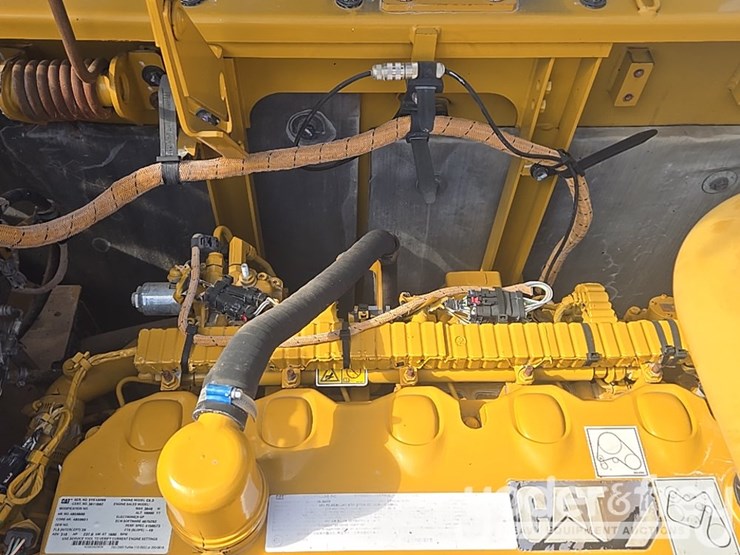 2017-caterpillar-336fl-image-74