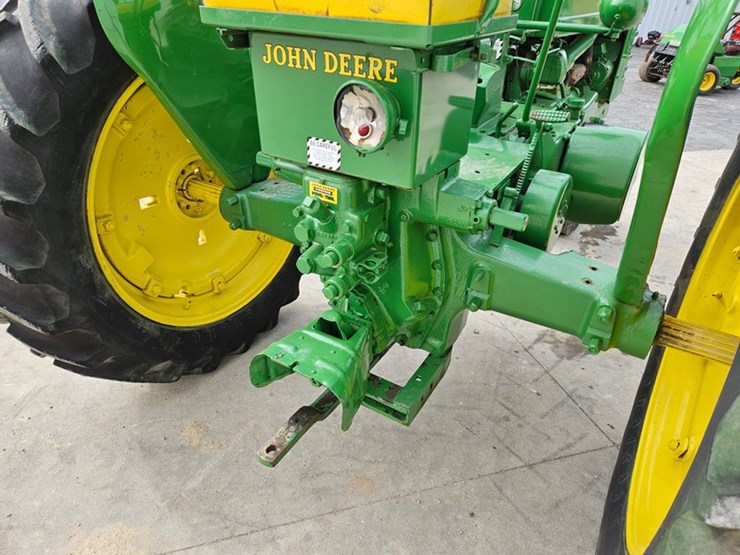 1950-john-deere-model-a-image-16