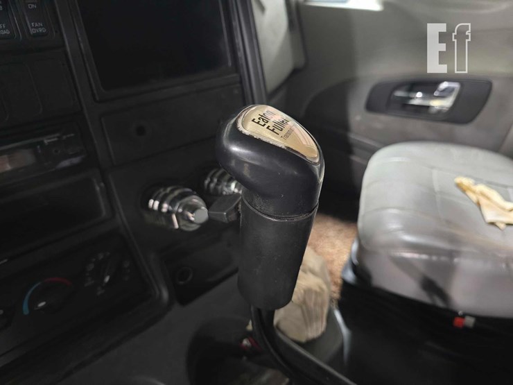 2012-international-prostar-image-15