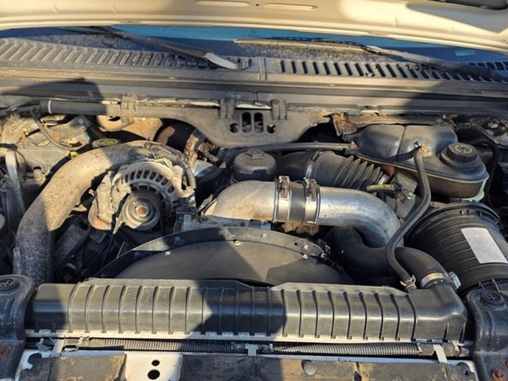 2004-ford-f350-image-31