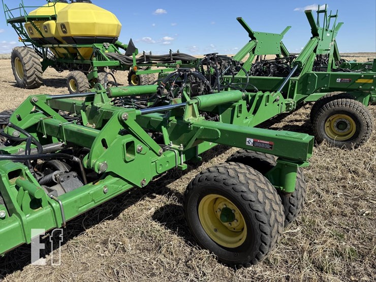 2012-john-deere-1890-image-15