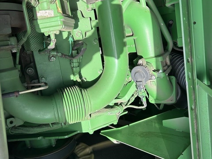 2012-john-deere-s690-image-64