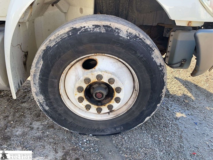 2013-international-durastar-4300-image-21