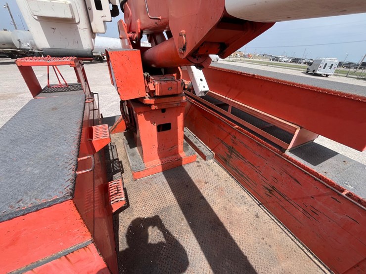 2001-international-4900-image-15