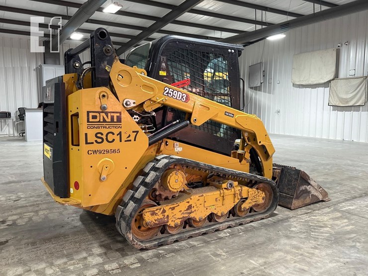 2023-caterpillar-259d3-image-3
