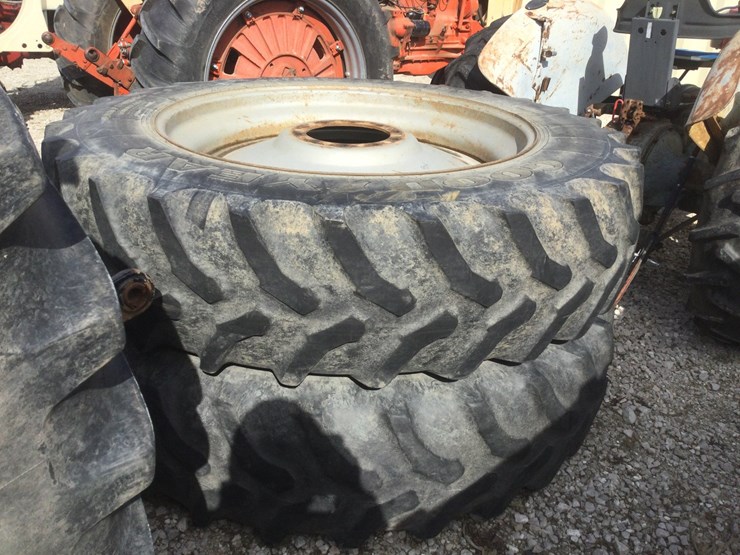 massey-ferguson-8270-image-21