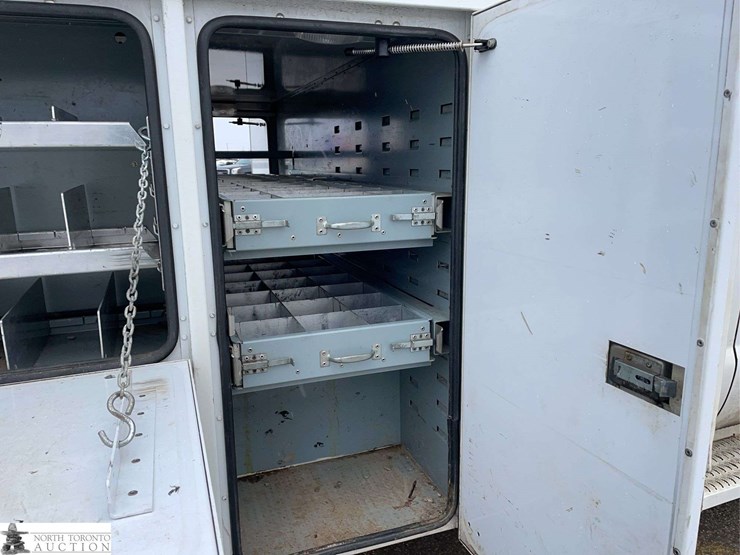 2013-ford-f450-image-24