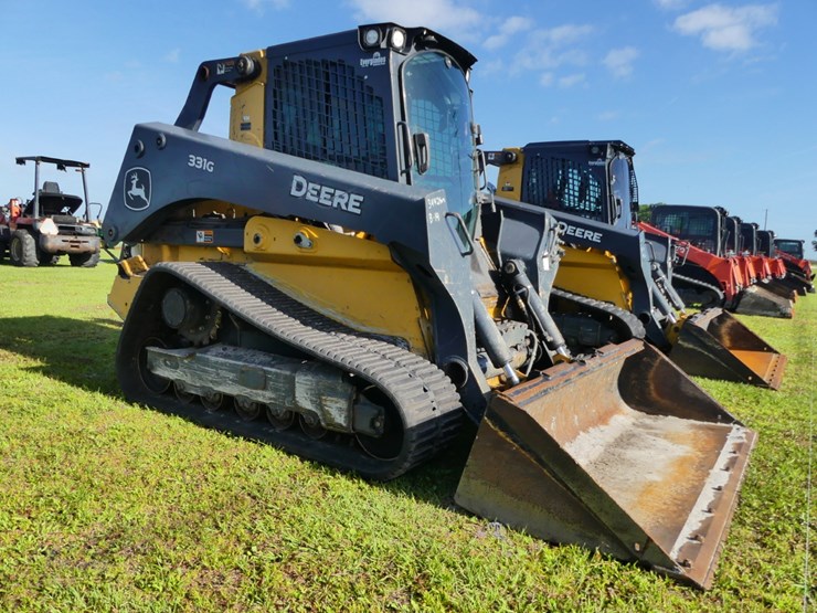 deere-331g-image-2
