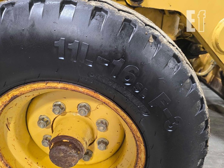 2001-caterpillar-430d-image-35