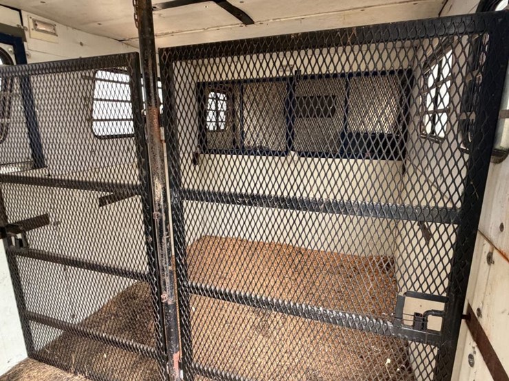 #31730-•-1997-grand-prix-30'-gooseneck-livestock-trailer-image-15