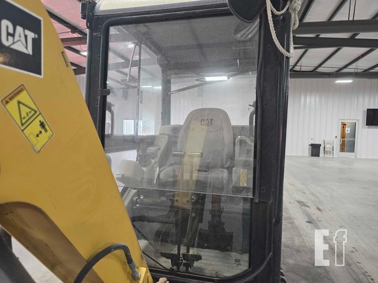 2008-caterpillar-301.8c-image-17