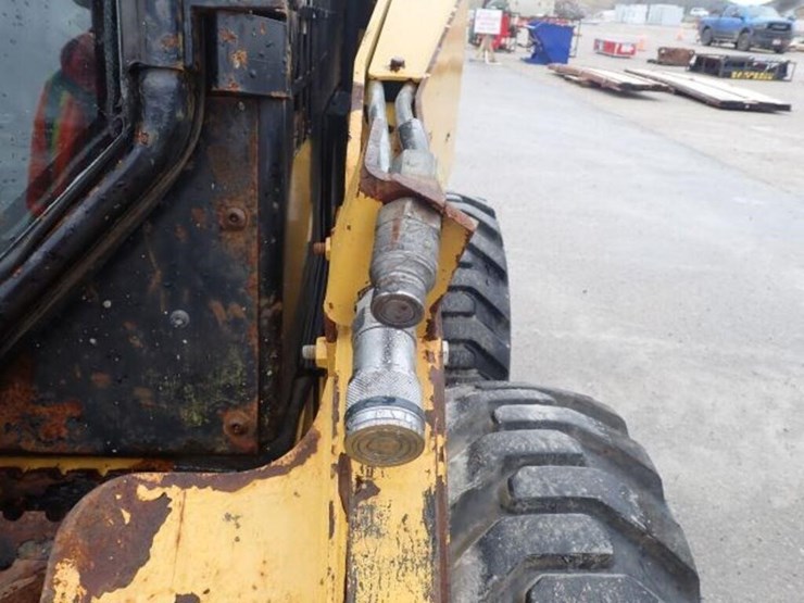 2009-caterpillar-232b-image-46