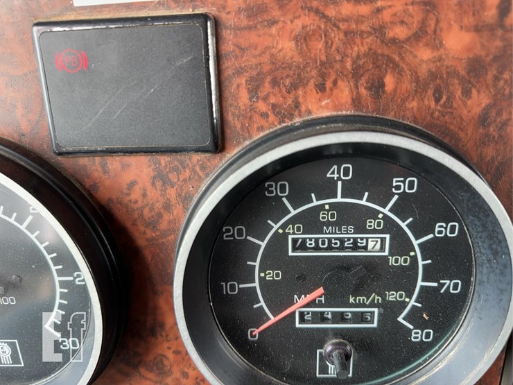 2005-kenworth-t800-image-64