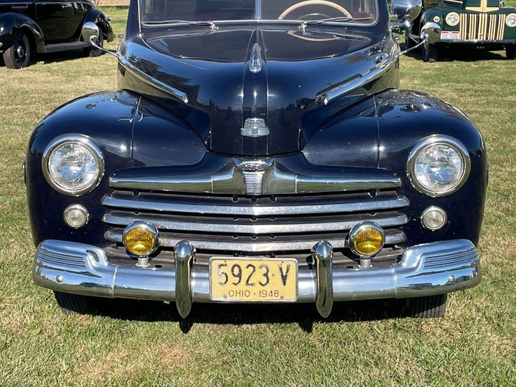 1948-ford-super-deluxe-convertible-image-10