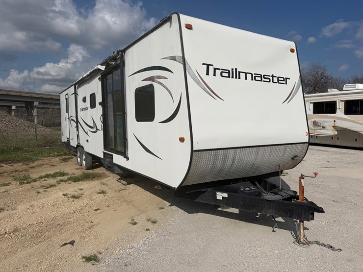 2014-gulf-stream-trailmaster-image-3