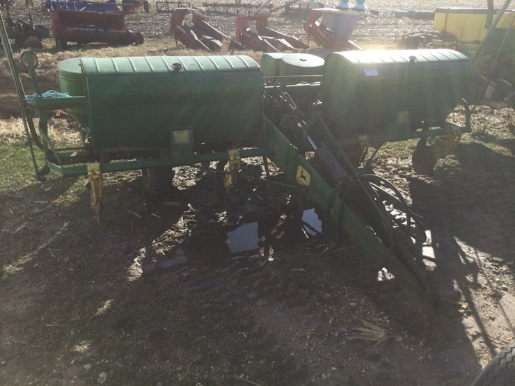 john-deere-1240-image-4