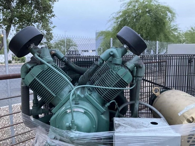 champion-air-compressor-image-5