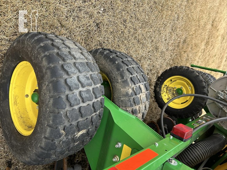 2014-john-deere-1990ccs-image-34