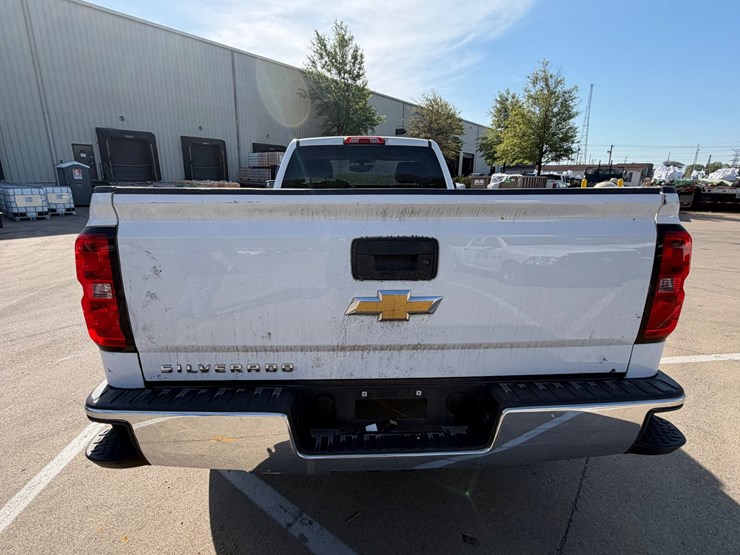 2015-chevrolet-silverado-1500-image-8