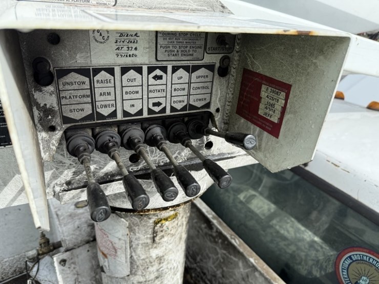 2001-ford-f550-xl-sd-image-24