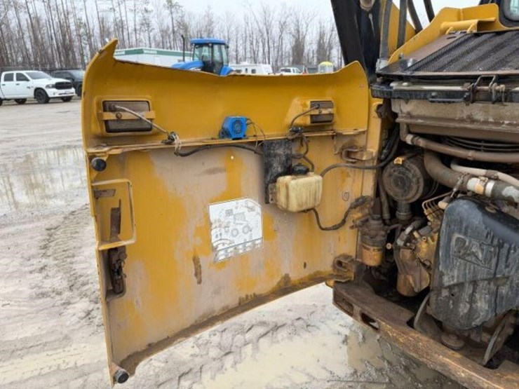 2009-caterpillar-232b2-image-22