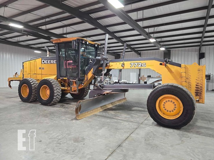 2012-deere-772g-image-2