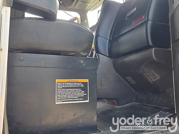 2014-kenworth-t800-image-127