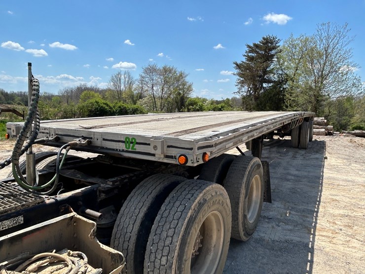 #31968-•-1986-east-mfg-flatbed-trailer-image-1