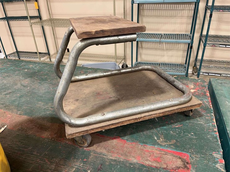 box-of-sockets-&-screwdrivers-image-4