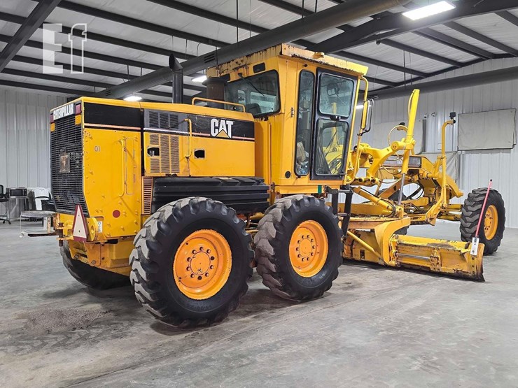 2004-caterpillar-120h-image-3