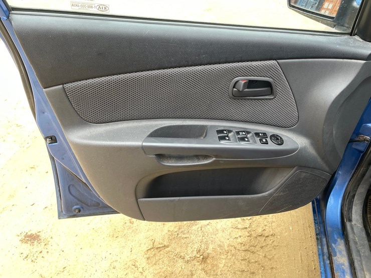 #506-•-2009-kia-rio-lx-(has-wi-title)-image-35