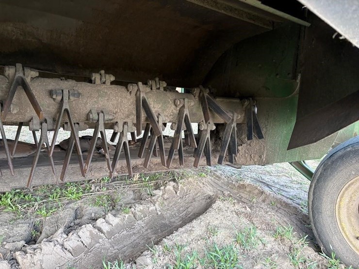 john-deere-630-image-6