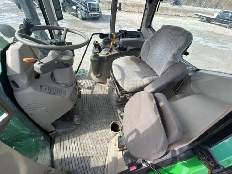 2020-john-deere-6130m-image-19