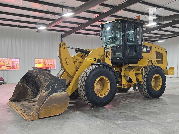 2014-caterpillar-924k-image-1