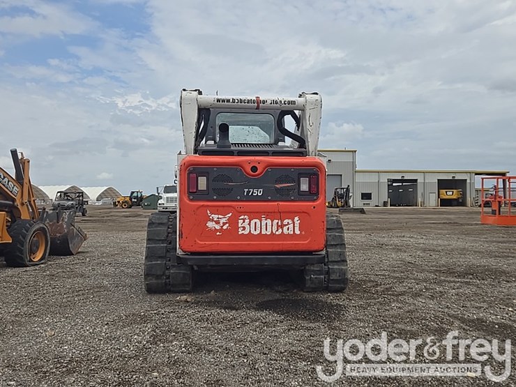 2016-bobcat-t750-image-4