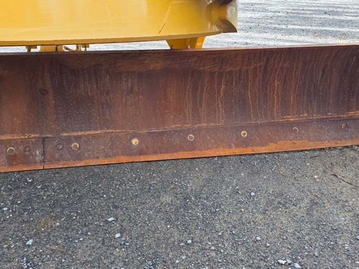 2020-caterpillar-140-image-41