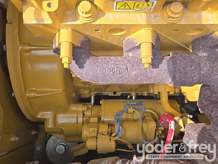 2019-caterpillar-336-image-107