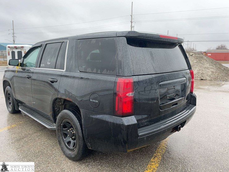 2015-chevrolet-tahoe-image-7