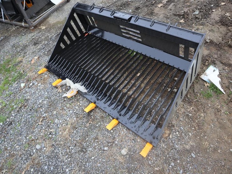 future-skid-steer-rock-bucket-image-2