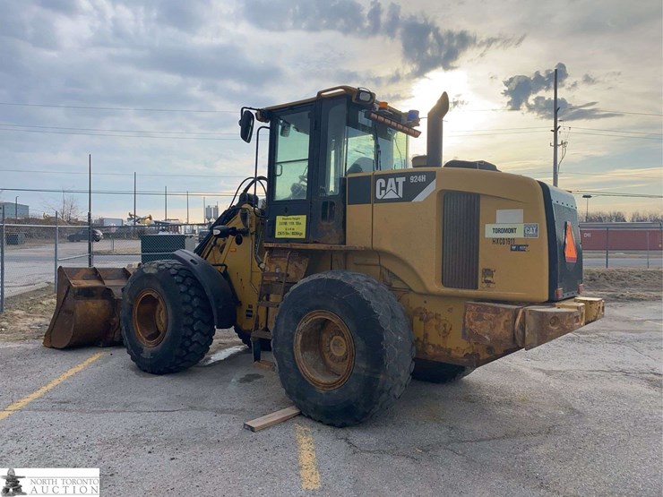 2010-caterpillar-924h-image-4