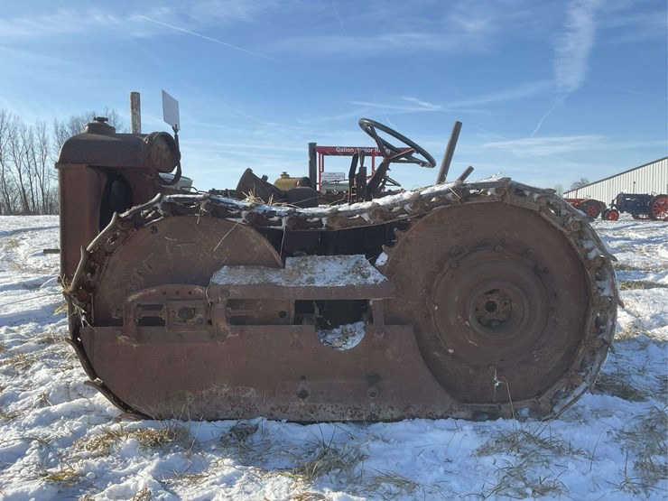 1927-fordson-track-pull-with-belle-city-tracks-image-3
