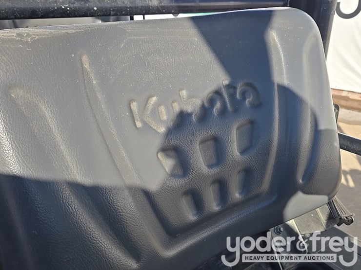 2018-kubota-rtvx1140-image-46