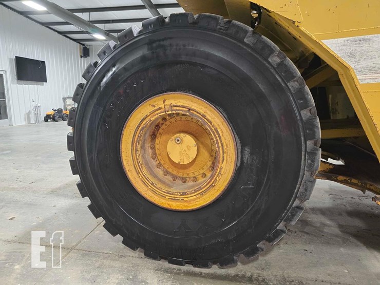 2006-caterpillar-615c-image-27