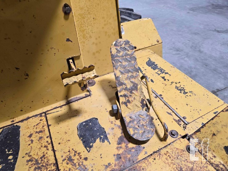 2007-vermeer-v8550-image-21