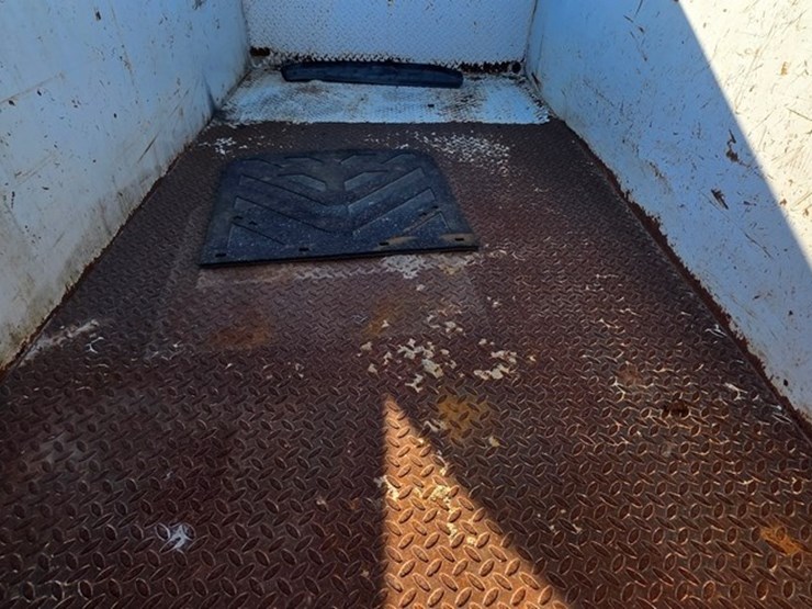 2004-ford-f350-image-17